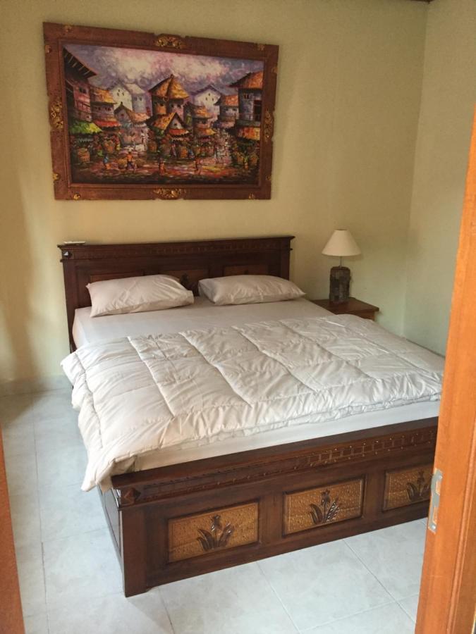 Malini Guest house *